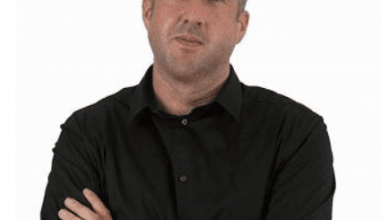 be-relentless:-bryan-flowers-launches-rage-fight-gear,-a-brand-forged-in-discipline-and-mindset